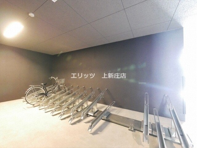 物件内観写真9　(駐車場)