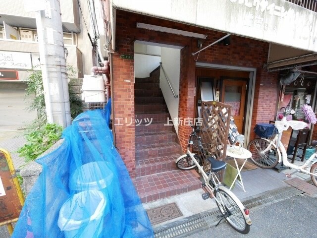 物件内観写真3　(駐車場)