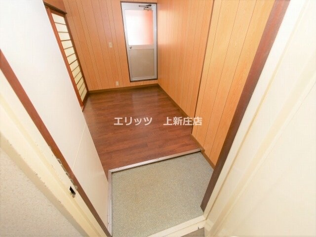 物件内観写真15　(玄関)