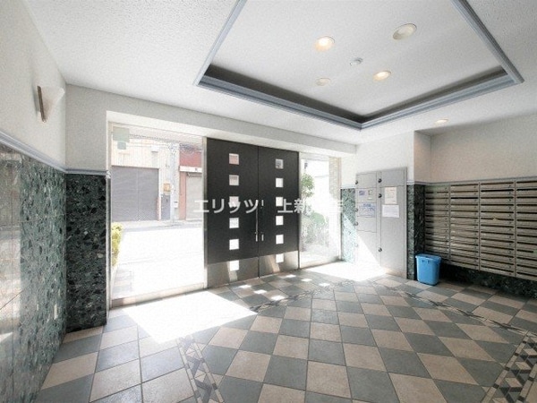 エントランス(エントランス)