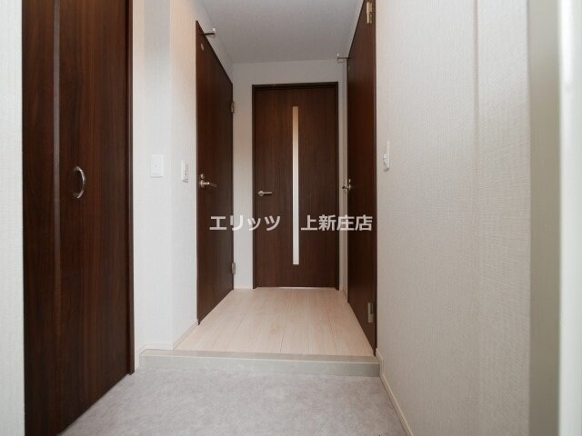 物件内観写真21　(廊下)