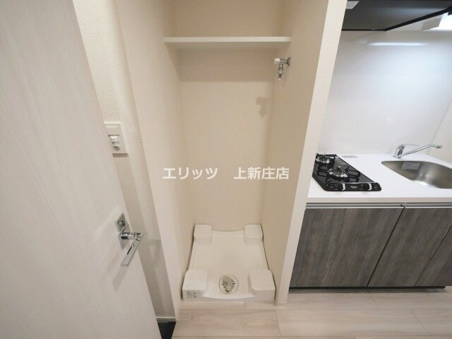 物件内観写真28　(玄関)