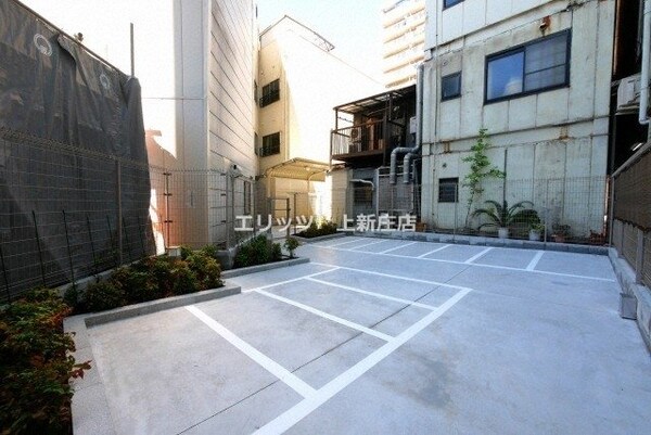 駐車場(駐車場)