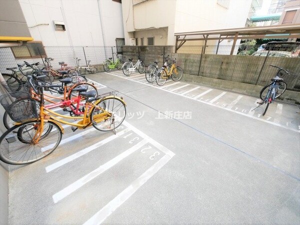 駐車場(駐車場)