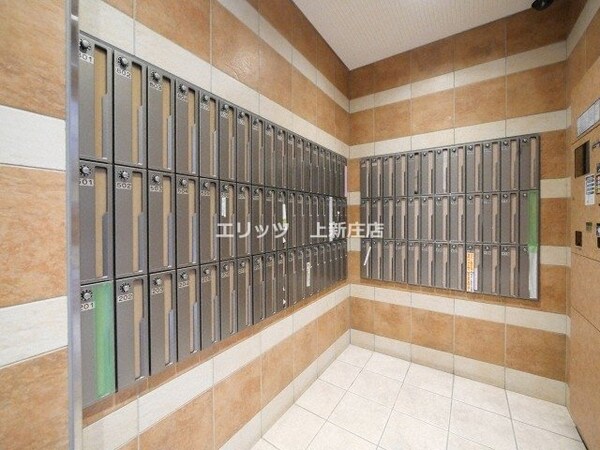 エントランス(メールボックス)