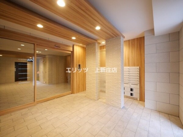 エントランス(エントランス)