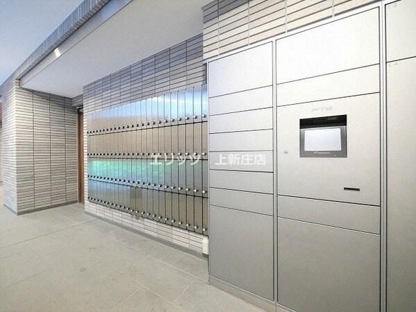 エントランス(メールボックス)