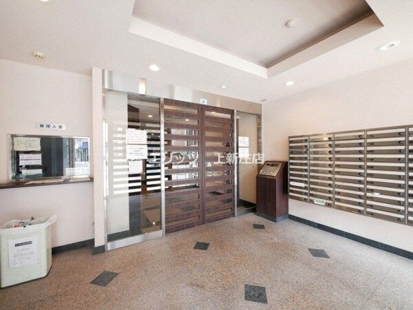 エントランス(エントランス)