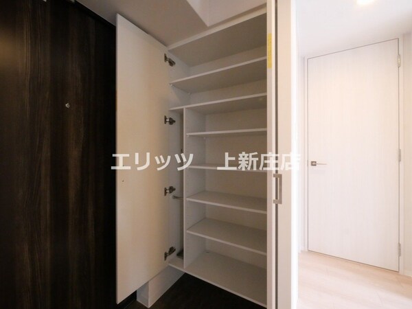 玄関(収納)