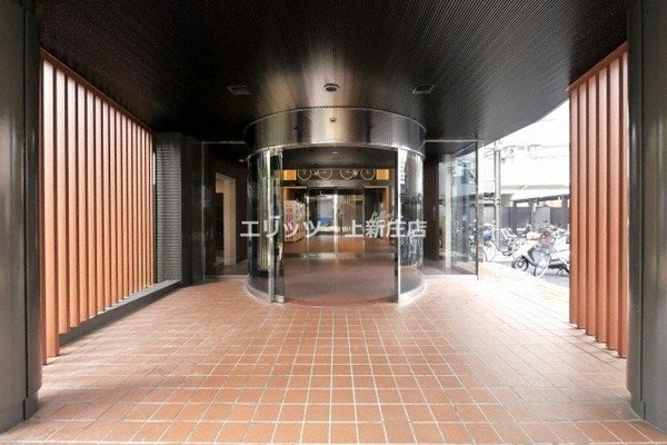 エントランス(エントランス)