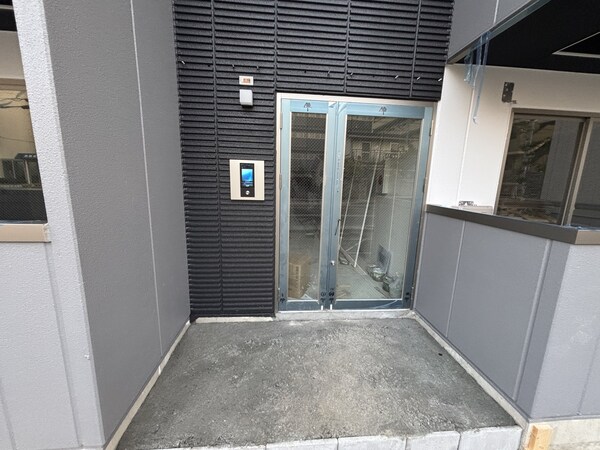 エントランス(バルコニー)