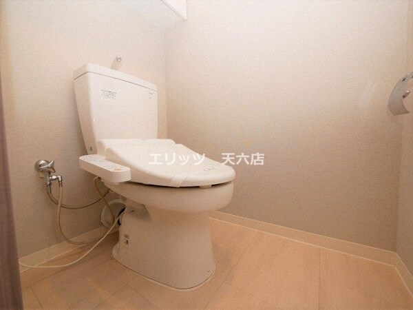 トイレ(トイレ)