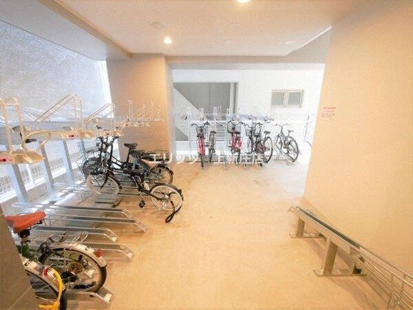 駐車場(駐輪場)