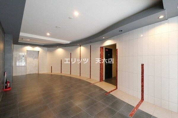 エントランス(エントランス)