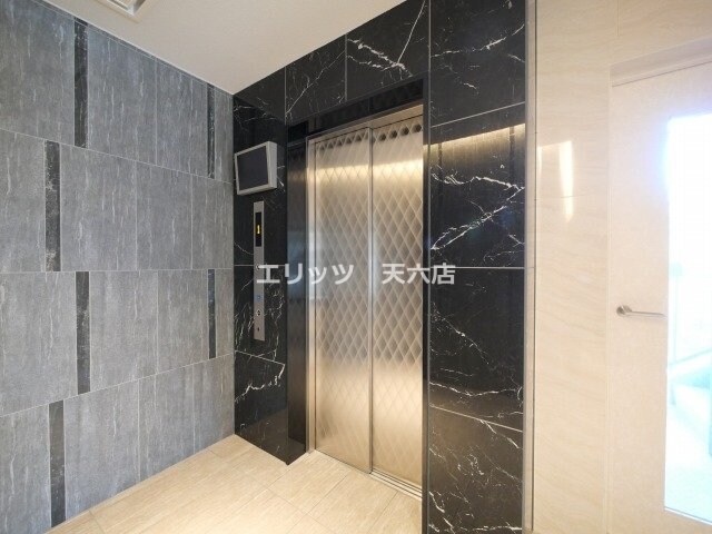 物件内観写真25　(エレベーター)