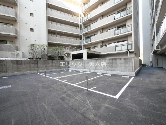 物件内観写真27　(駐車場)