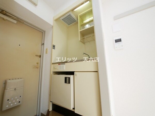 キッチン(下駄箱)