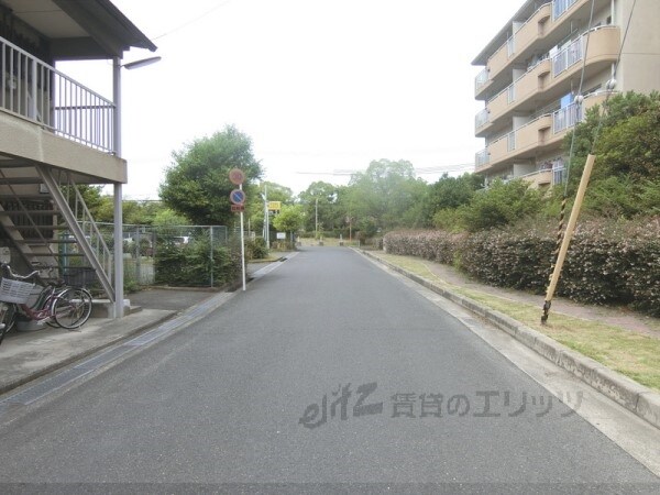 その他(前面道路)