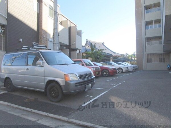 駐車場(駐車場)