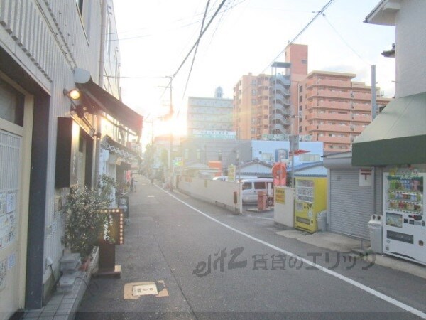 その他(前面道路)