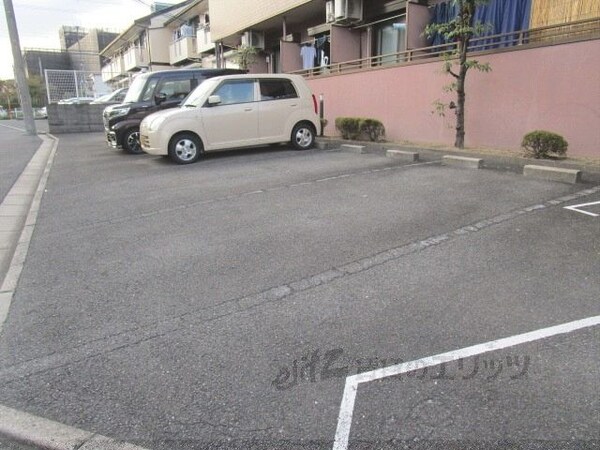 駐車場(駐車場)