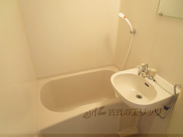 バス／シャワールーム等(風呂)