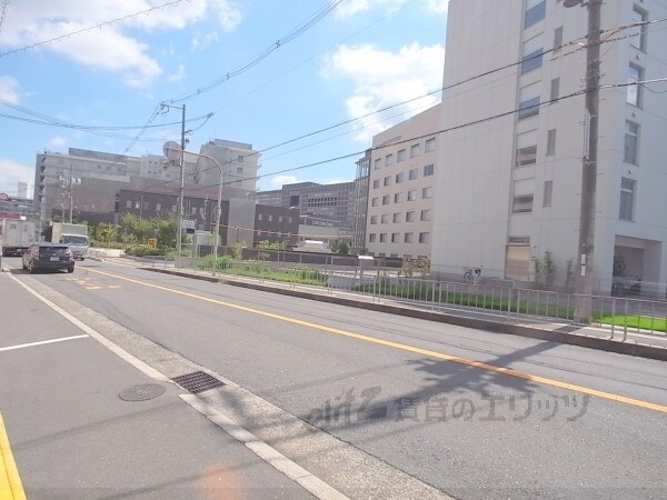 その他(前面道路)