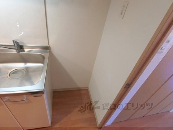 設備(冷蔵庫置場)