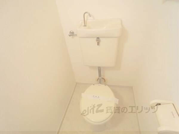 トイレ(トイレ)