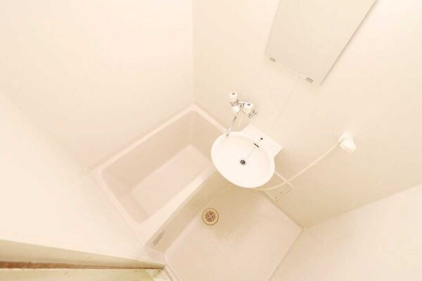 バス／シャワールーム等