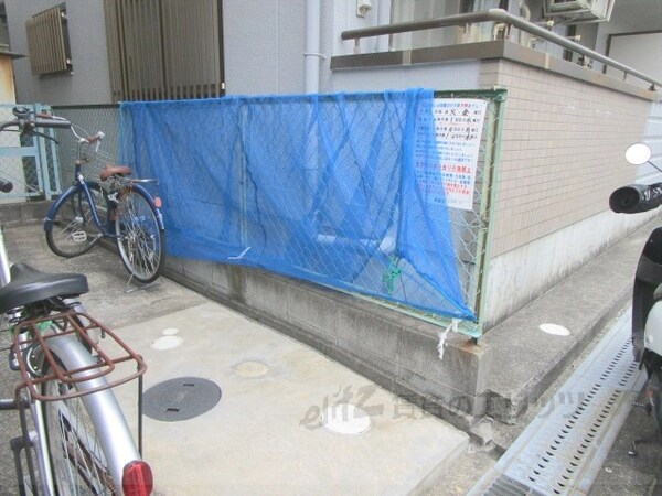 設備(ゴミ置き場)