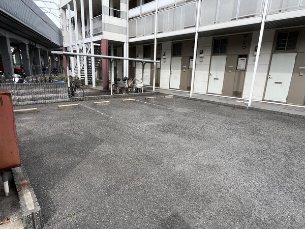 駐車場(共有部分)