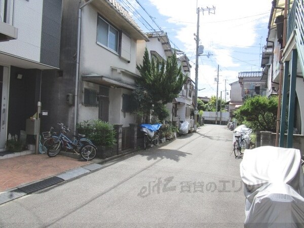 その他(前面道路)