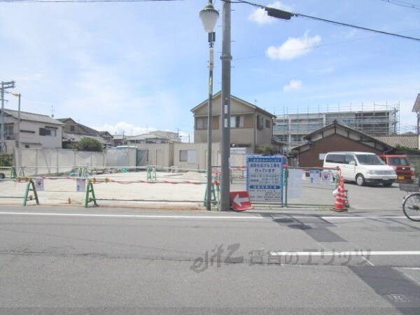 設備(前面道路)
