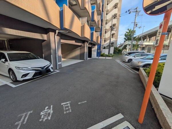 駐車場(駐車場)