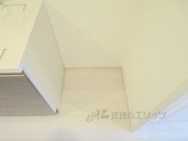 設備(冷蔵庫置場)