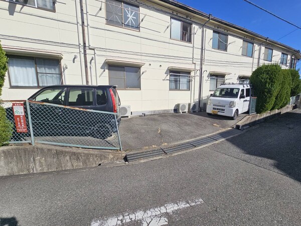 駐車場(駐車場)
