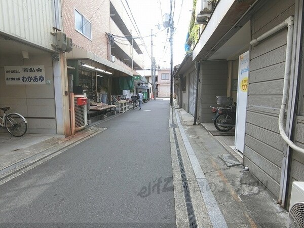 その他(前面道路)