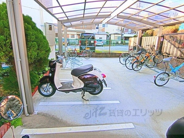 その他(駐輪場)