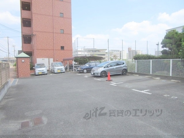 駐車場(駐車場)