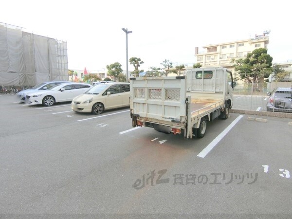 駐車場(駐車場)