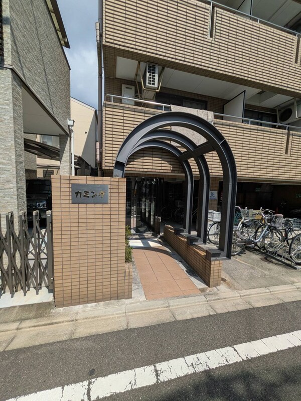 エントランス(エントランス)