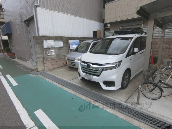 駐車場(駐車場)