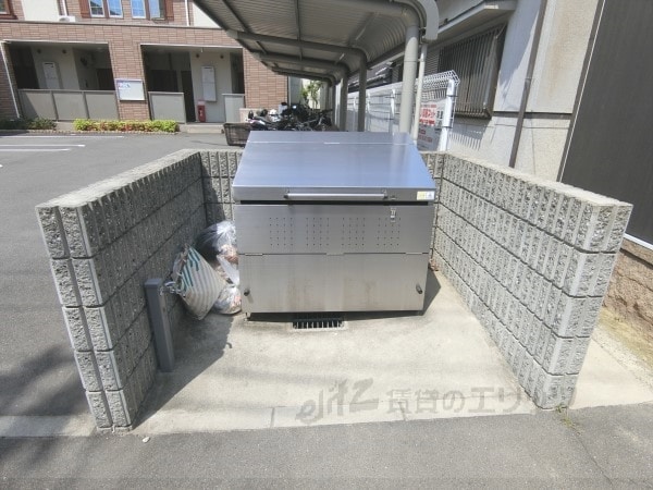 設備(ゴミ置き場)