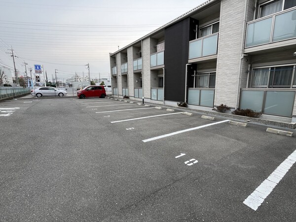 駐車場(駐車場)
