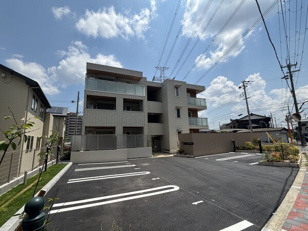 外観(駐車場)