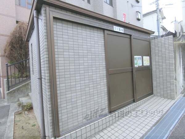 共有部分(ゴミ置き場)