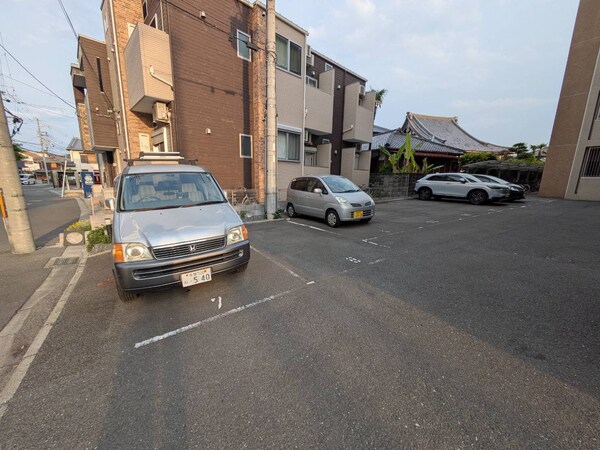 駐車場(駐車場)