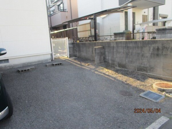 駐車場(庭)