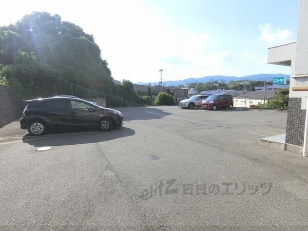 駐車場(駐車場)
